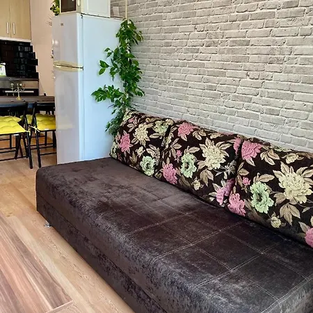 Floral, First Sea Line Coast Apartman